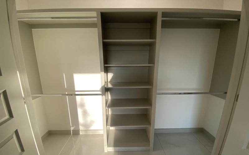 1427 Los Estribos Dr., LAREDO, TX 78046, 3 Bedrooms Bedrooms, ,2 BathroomsBathrooms,Residential,For Sale,1427 Los Estribos Dr.,0,20261416