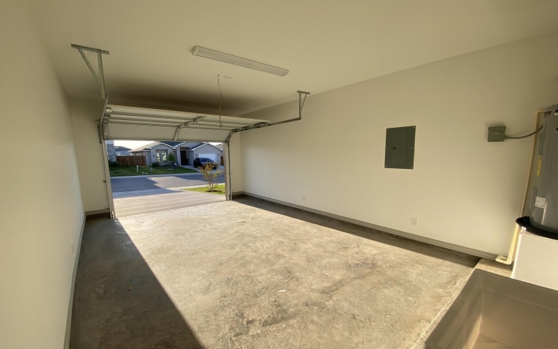 1427 Los Estribos Dr., LAREDO, TX 78046, 3 Bedrooms Bedrooms, ,2 BathroomsBathrooms,Residential,For Sale,1427 Los Estribos Dr.,0,20261416