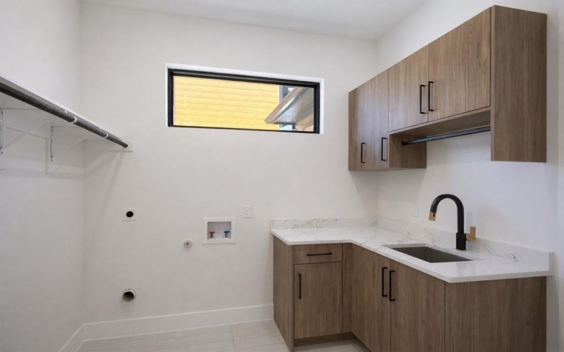 2012 Nichole Boulevard, Pottsboro, TX 75076, 4 Habitaciones Habitaciones , ,3 BañosBaños,Residential,En Venta,2012 Nichole Boulevard,0,21128068