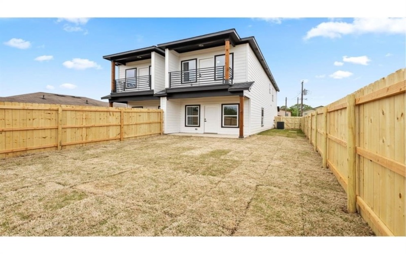 13723 & 13725 Biggs Street, Dallas, TX 75253, 6 Habitaciones Habitaciones , ,5 BañosBaños,Residential Multi Family,En Venta,13723 & 13725 Biggs Street,0,21215319