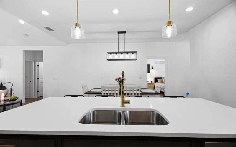 200 Walnut Street, Chico, TX 76431, 3 Habitaciones Habitaciones , ,2 BañosBaños,Residential,En Venta,200 Walnut Street,0,21216760