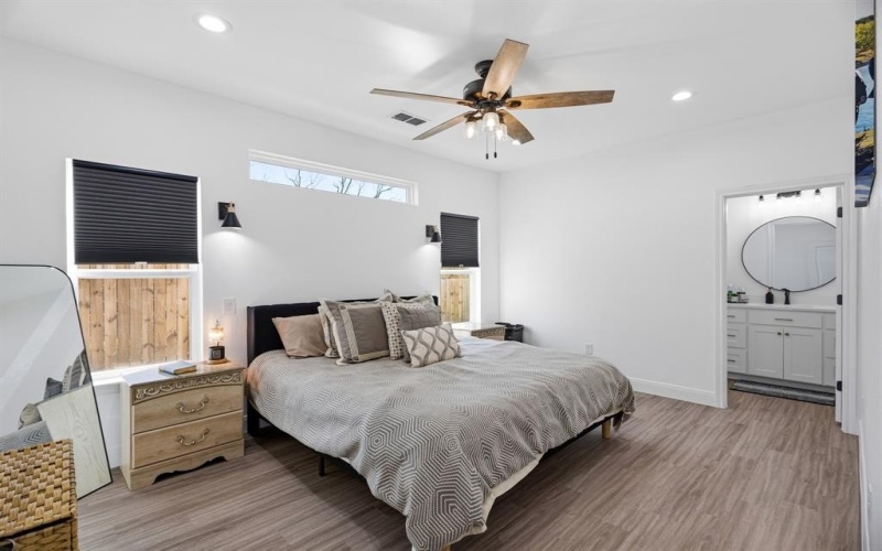 200 Walnut Street, Chico, TX 76431, 3 Habitaciones Habitaciones , ,2 BañosBaños,Residential,En Venta,200 Walnut Street,0,21216760