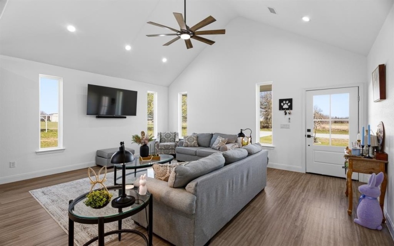 200 Walnut Street, Chico, TX 76431, 3 Habitaciones Habitaciones , ,2 BañosBaños,Residential,En Venta,200 Walnut Street,0,21216760