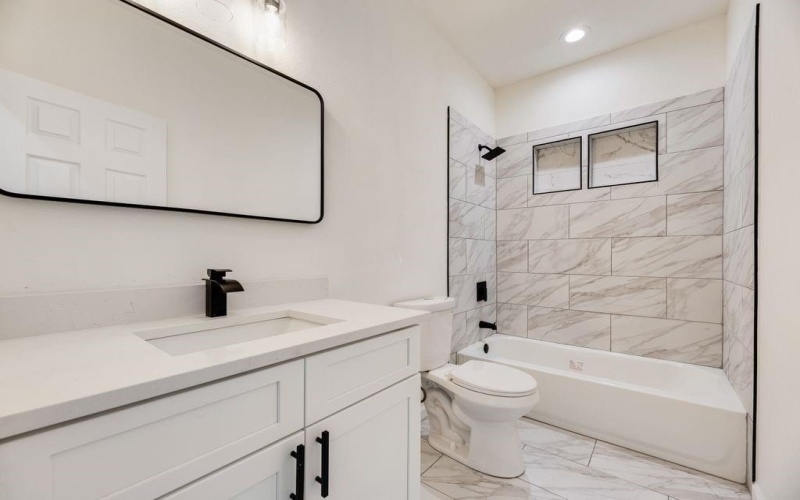 205 East Place, White Settlement, TX 76108, 3 Bedrooms Bedrooms, ,2 BathroomsBathrooms,Residential,For Sale,205 East Place,0,21217682