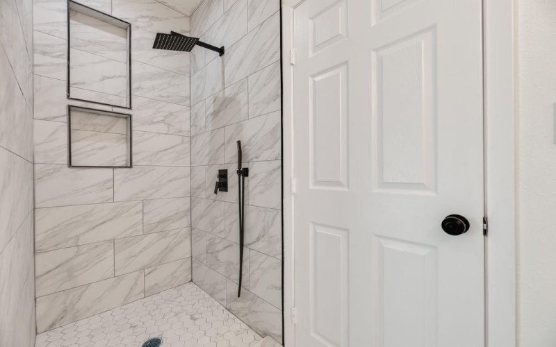 205 East Place, White Settlement, TX 76108, 3 Bedrooms Bedrooms, ,2 BathroomsBathrooms,Residential,For Sale,205 East Place,0,21217682