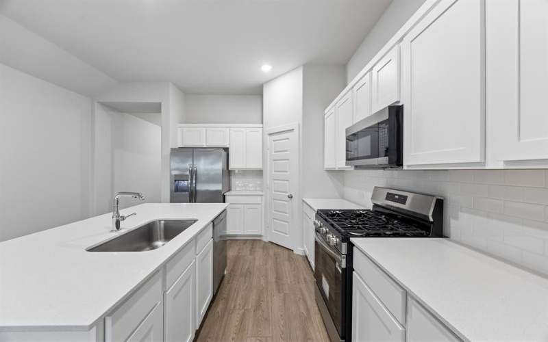 519 Towerglen Drive, McKinney, TX 75071, 3 Bedrooms Bedrooms, ,2 BathroomsBathrooms,Residential,For Sale,519 Towerglen Drive,0,21217739