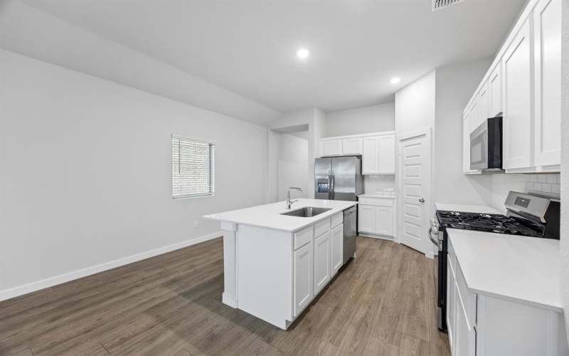 519 Towerglen Drive, McKinney, TX 75071, 3 Bedrooms Bedrooms, ,2 BathroomsBathrooms,Residential,For Sale,519 Towerglen Drive,0,21217739