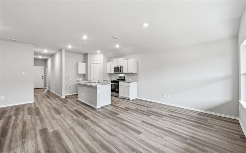 1924 CHEROKEE Lane, Cleburne, TX 76033, 4 Bedrooms Bedrooms, ,2 BathroomsBathrooms,Residential,For Sale,1924 CHEROKEE Lane,0,21216421