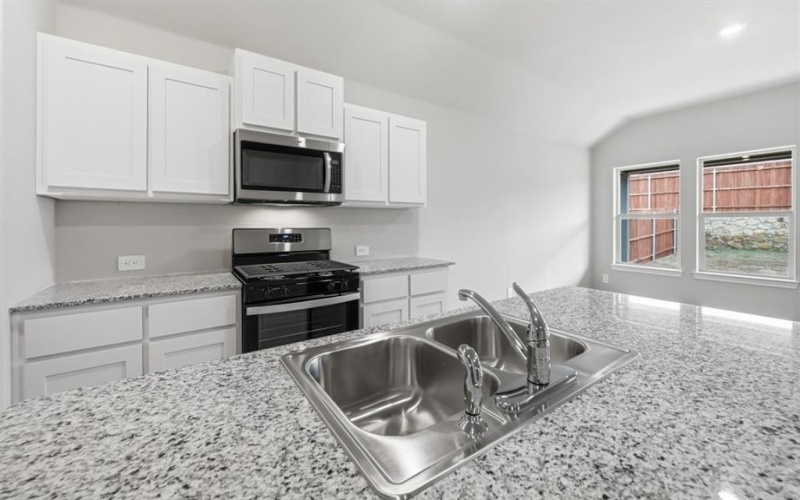 1924 CHEROKEE Lane, Cleburne, TX 76033, 4 Bedrooms Bedrooms, ,2 BathroomsBathrooms,Residential,For Sale,1924 CHEROKEE Lane,0,21216421