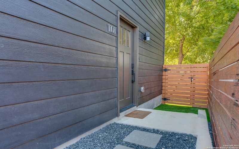 531 S Monumental unit: 2102, San Antonio, TX 78203, 3 Bedrooms Bedrooms, ,2 BathroomsBathrooms,Residential,For Sale,531 S Monumental unit: 2102,0,1824381