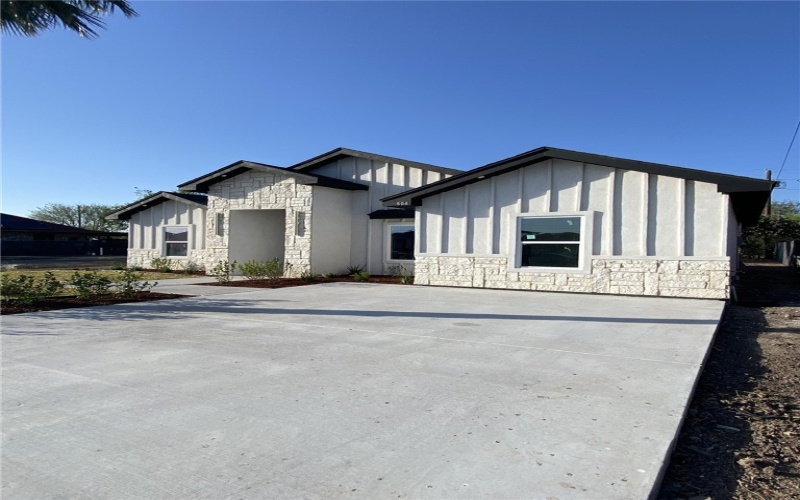 604 W La Quinta Drive, TX 78577, 3 Bedrooms Bedrooms, ,2 BathroomsBathrooms,Residential,For Sale,604 W La Quinta Drive,0,473834