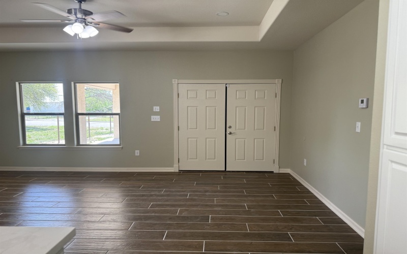 704 E 14th, Del Rio, TX 78840, 3 Bedrooms Bedrooms, ,2 BathroomsBathrooms,Residential,For Sale,704 E 14th,0,208343