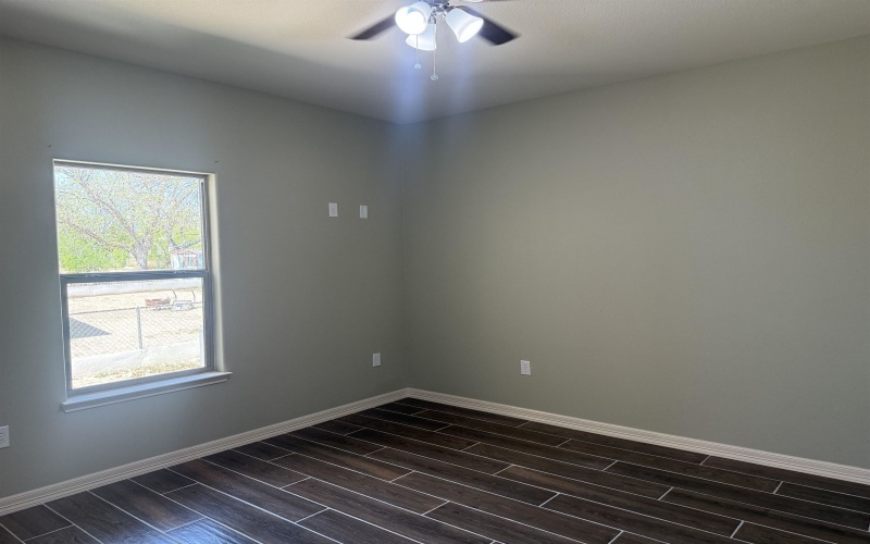 704 E 14th, Del Rio, TX 78840, 3 Bedrooms Bedrooms, ,2 BathroomsBathrooms,Residential,For Sale,704 E 14th,0,208343