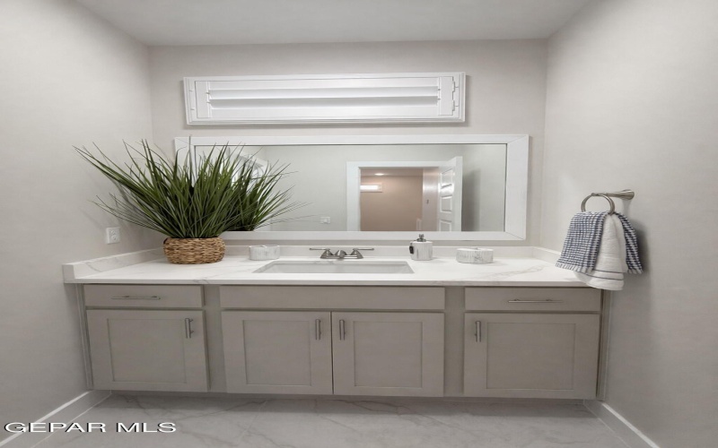 1810 DANA GRAY Street, El Paso, TX 79928, 5 Habitaciones Habitaciones , ,3 BañosBaños,Residential,En Venta,1810 DANA GRAY Street,0,940899