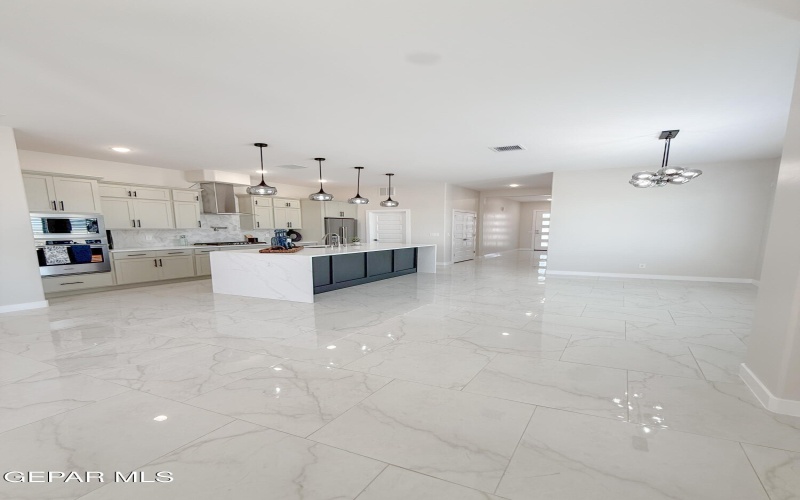 1810 DANA GRAY Street, El Paso, TX 79928, 5 Habitaciones Habitaciones , ,3 BañosBaños,Residential,En Venta,1810 DANA GRAY Street,0,940899