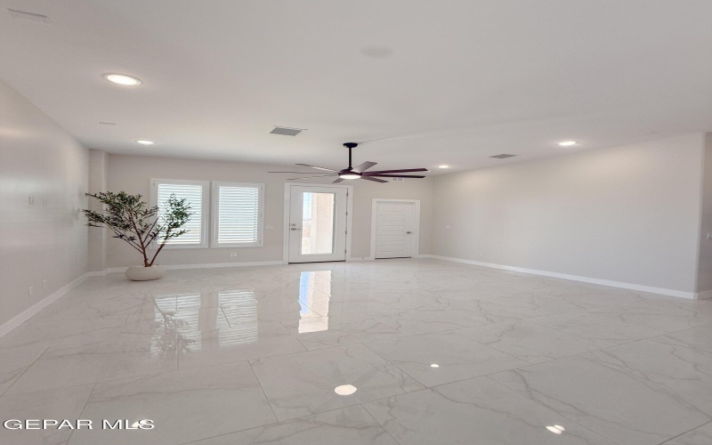 1810 DANA GRAY Street, El Paso, TX 79928, 5 Habitaciones Habitaciones , ,3 BañosBaños,Residential,En Venta,1810 DANA GRAY Street,0,940899