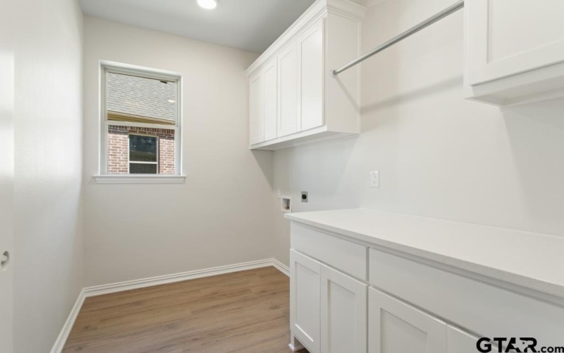 492 Preston Ridge, Tyler, TX 75703, 3 Bedrooms Bedrooms, ,2 BathroomsBathrooms,Residential,For Sale,492 Preston Ridge,0,26004181