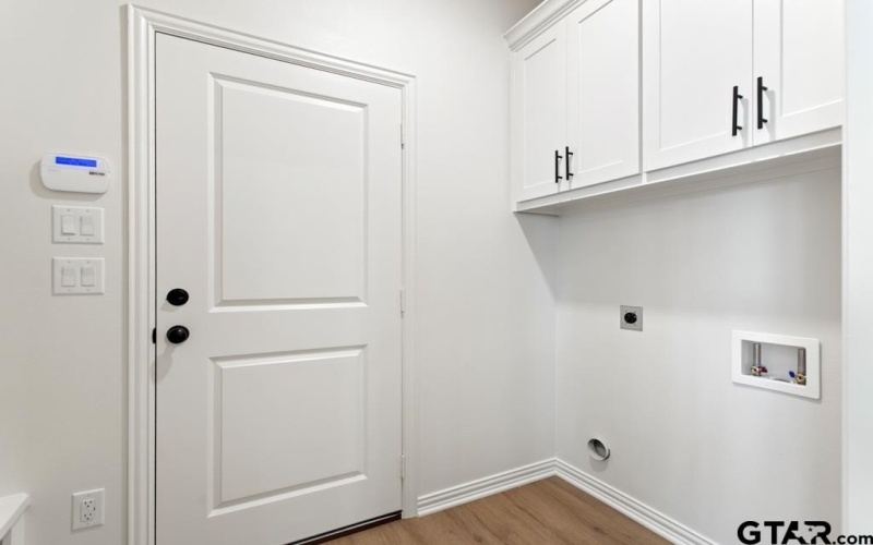 496 Preston Ridge, Tyler, TX 75703, 3 Bedrooms Bedrooms, ,2 BathroomsBathrooms,Residential,For Sale,496 Preston Ridge,0,26004182