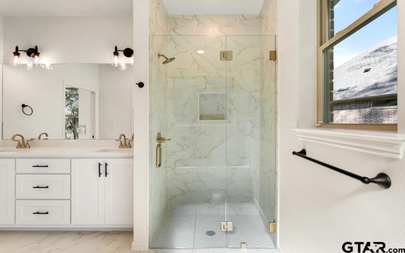 496 Preston Ridge, Tyler, TX 75703, 3 Bedrooms Bedrooms, ,2 BathroomsBathrooms,Residential,For Sale,496 Preston Ridge,0,26004182