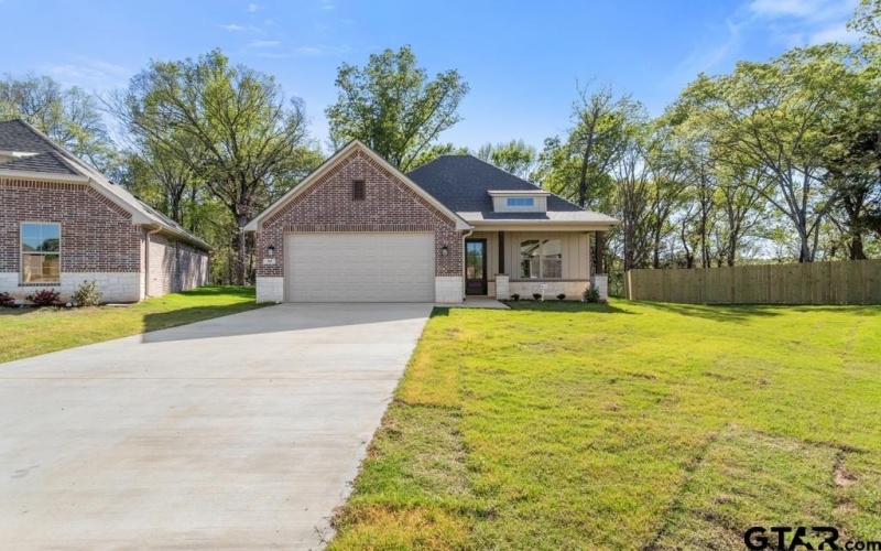 496 Preston Ridge, Tyler, TX 75703, 3 Bedrooms Bedrooms, ,2 BathroomsBathrooms,Residential,For Sale,496 Preston Ridge,0,26004182