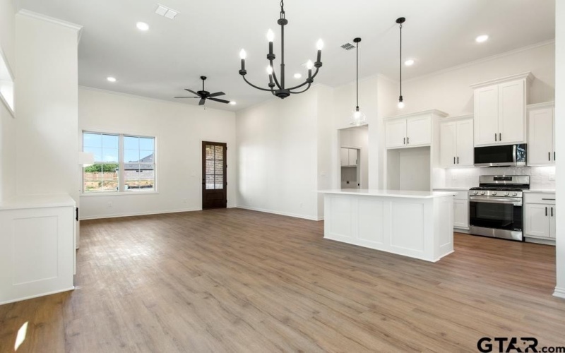 496 Preston Ridge, Tyler, TX 75703, 3 Bedrooms Bedrooms, ,2 BathroomsBathrooms,Residential,For Sale,496 Preston Ridge,0,26004182