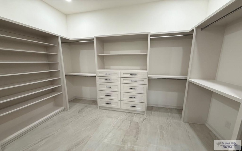 8804 JUPITER ST., BROWNSVILLE, TX 78521, 4 Bedrooms Bedrooms, ,3 BathroomsBathrooms,Residential,For Sale,8804 JUPITER ST.,0,29775127