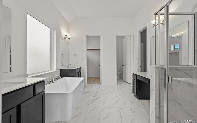 4523 Yoakum Valley, Schertz, TX 78108, 4 Bedrooms Bedrooms, ,5 BathroomsBathrooms,Residential,For Sale,4523 Yoakum Valley,0,1864778