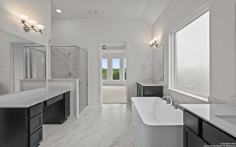 4523 Yoakum Valley, Schertz, TX 78108, 4 Bedrooms Bedrooms, ,5 BathroomsBathrooms,Residential,For Sale,4523 Yoakum Valley,0,1864778