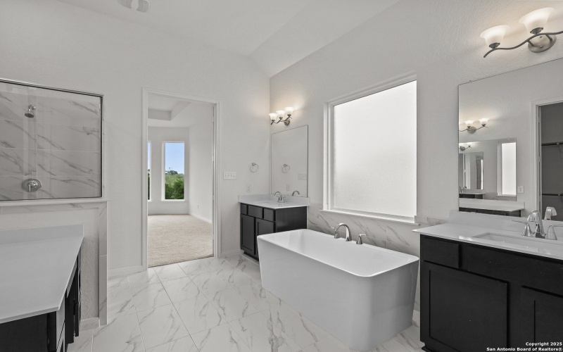 4523 Yoakum Valley, Schertz, TX 78108, 4 Bedrooms Bedrooms, ,5 BathroomsBathrooms,Residential,For Sale,4523 Yoakum Valley,0,1864778