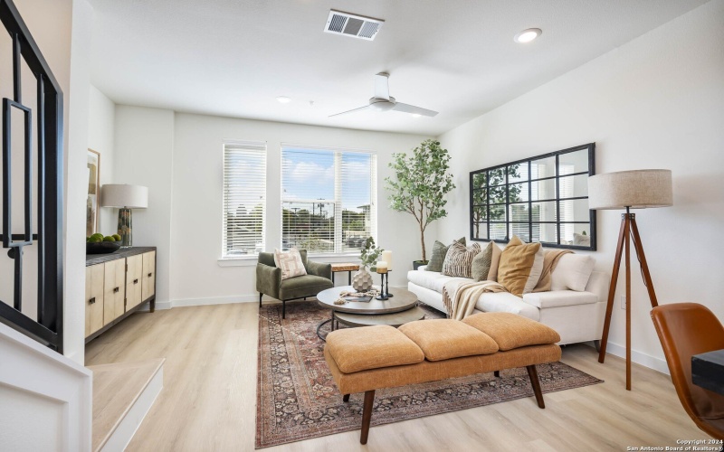 719 E Locust St unit: 2106, San Antonio, TX 78212, 3 Bedrooms Bedrooms, ,2 BathroomsBathrooms,Residential,For Sale,719 E Locust St unit: 2106,0,1864846