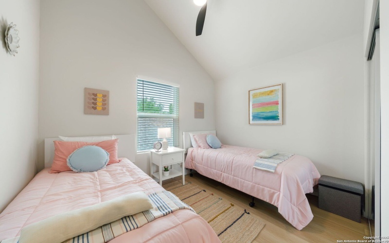 1108 S Gevers St, San Antonio, TX 78203, 3 Bedrooms Bedrooms, ,2 BathroomsBathrooms,Residential,For Sale,1108 S Gevers St,0,1865861