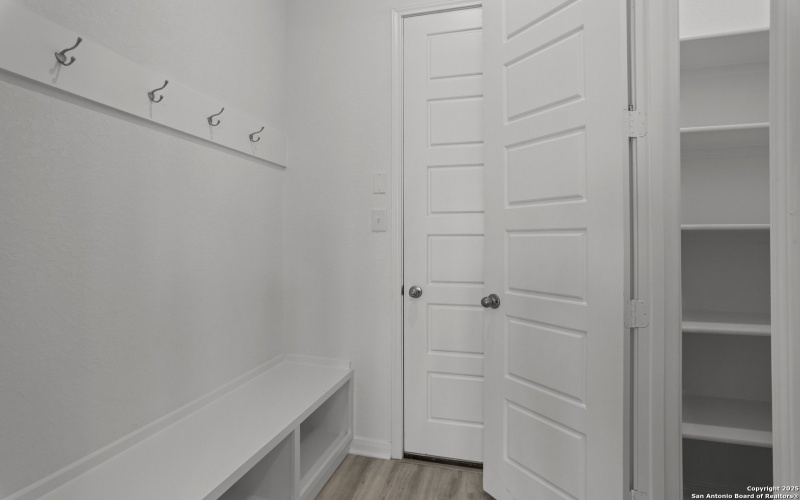 2852 Reeves Lane, Schertz, TX 78108, 4 Habitaciones Habitaciones , ,2 BañosBaños,Residential,En Venta,2852 Reeves Lane,0,1878026