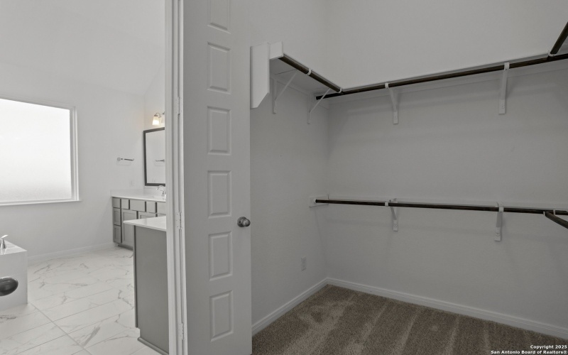 2852 Reeves Lane, Schertz, TX 78108, 4 Habitaciones Habitaciones , ,2 BañosBaños,Residential,En Venta,2852 Reeves Lane,0,1878026