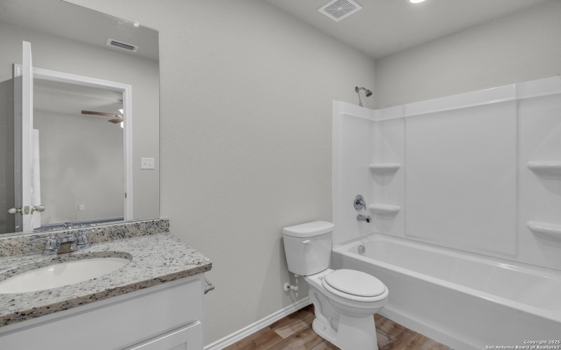 8911 N Fm 1560 305-306, San Antonio, TX 78254, ,Residential Multi Family,En Venta,8911 N Fm 1560 305-306,0,1887211