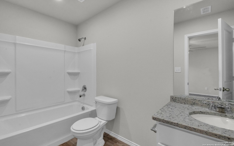 8911 N Fm 1560 305-306, San Antonio, TX 78254, ,Residential Multi Family,En Venta,8911 N Fm 1560 305-306,0,1887211