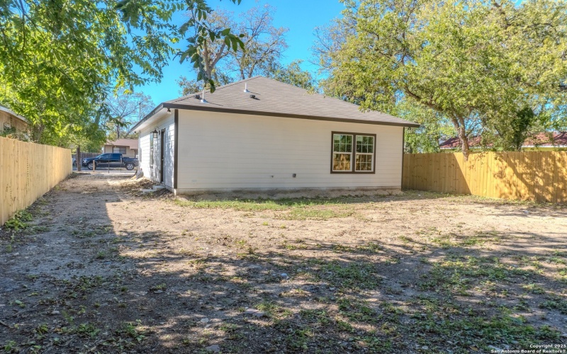 216 san augustine, San Antonio, TX 78237, 3 Bedrooms Bedrooms, ,2 BathroomsBathrooms,Residential,For Sale,216 san augustine,0,1914453