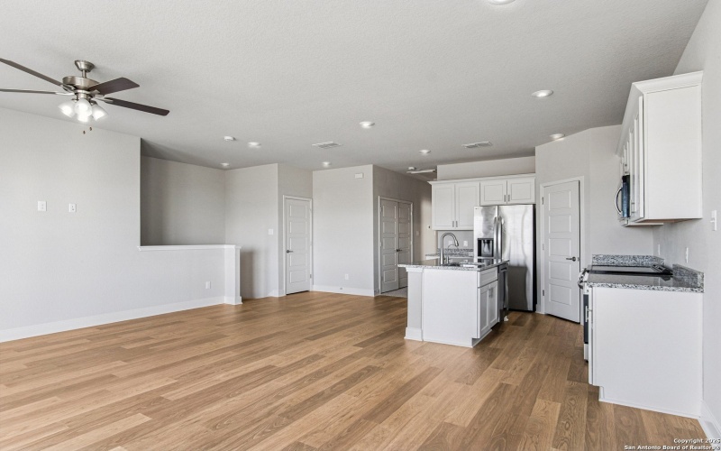 7137 Magnolia Creek, San Antonio, TX 78252, ,Residential Multi Family,En Venta,7137 Magnolia Creek,0,1921718