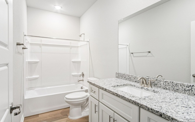 7137 Magnolia Creek, San Antonio, TX 78252, ,Residential Multi Family,En Venta,7137 Magnolia Creek,0,1921718