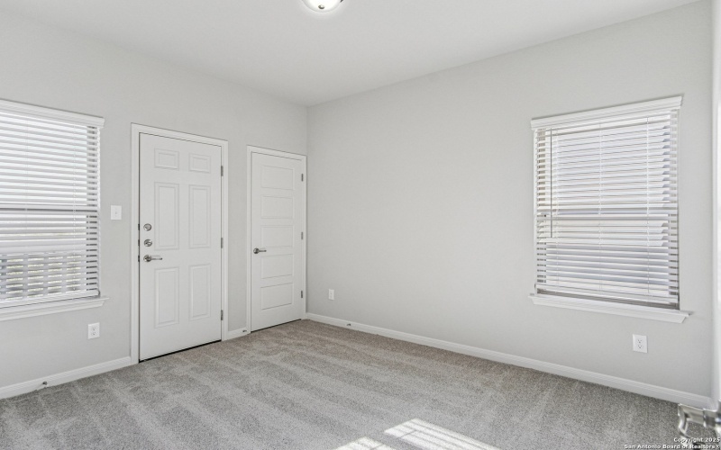 7142 Magnolia Creek, San Antonio, TX 78252, ,Residential Multi Family,En Venta,7142 Magnolia Creek,0,1921719