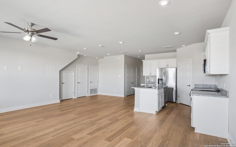 7142 Magnolia Creek, San Antonio, TX 78252, ,Residential Multi Family,En Venta,7142 Magnolia Creek,0,1921719