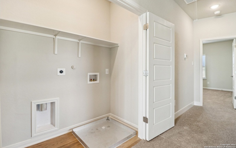 7158 Magnolia Creek, San Antonio, TX 78252, ,Residential Multi Family,En Venta,7158 Magnolia Creek,0,1924223