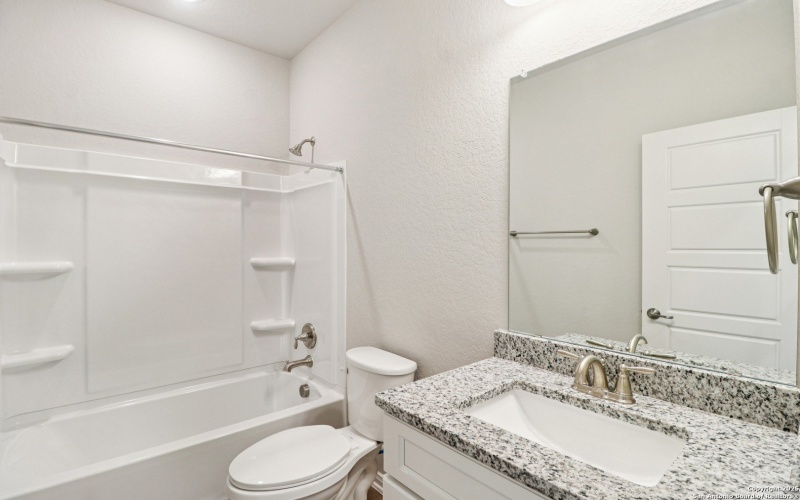 7158 Magnolia Creek, San Antonio, TX 78252, ,Residential Multi Family,En Venta,7158 Magnolia Creek,0,1924223