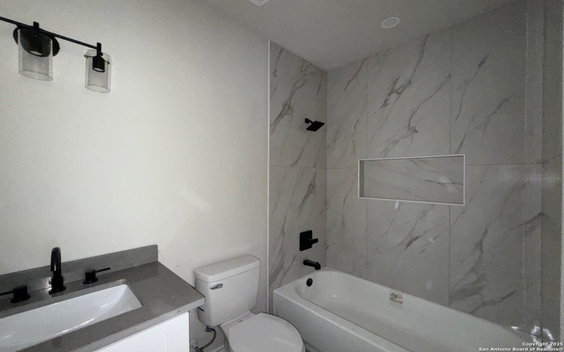 411 Moselle, San Antonio, TX 78237, 3 Bedrooms Bedrooms, ,2 BathroomsBathrooms,Residential,For Sale,411 Moselle,0,1928349