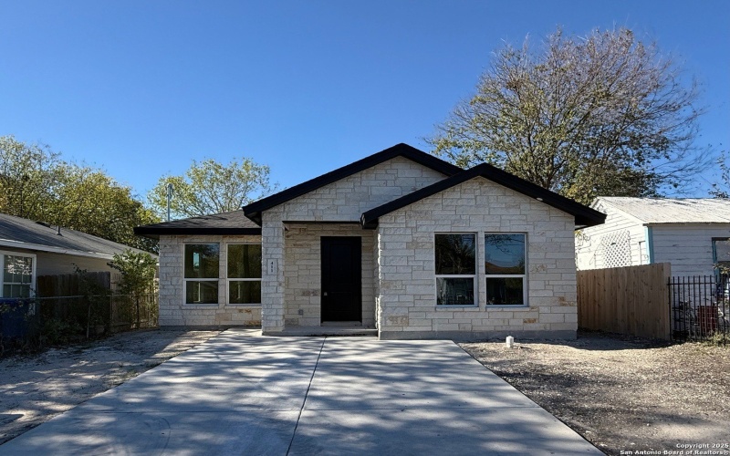411 Moselle, San Antonio, TX 78237, 3 Bedrooms Bedrooms, ,2 BathroomsBathrooms,Residential,For Sale,411 Moselle,0,1928349