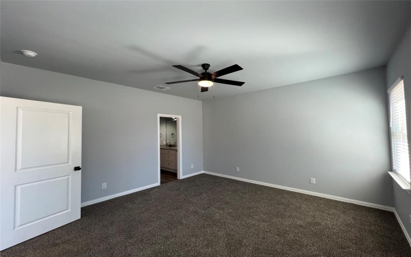 102 Levi Drive, Cleburne, TX 76031, 4 Habitaciones Habitaciones , ,2 BañosBaños,Residential,En Venta,102 Levi Drive,20735477