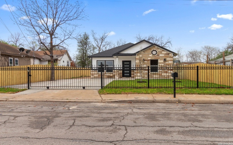 123 Juanita, San Antonio, TX 78237, 3 Bedrooms Bedrooms, ,2 BathroomsBathrooms,Residential,For Sale,123 Juanita,0,1947869