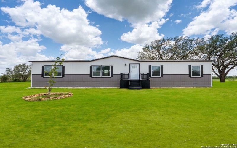 2955 FM 1333, Poteet, TX 78065, 4 Bedrooms Bedrooms, ,2 BathroomsBathrooms,Residential,For Sale,2955 FM 1333,0,1932751