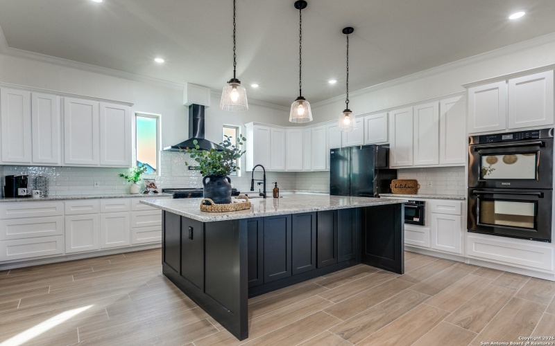 202 Venado Oaks, Castroville, TX 78009, 5 Bedrooms Bedrooms, ,5 BathroomsBathrooms,Residential,For Sale,202 Venado Oaks,0,1935205