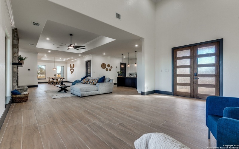 202 Venado Oaks, Castroville, TX 78009, 5 Bedrooms Bedrooms, ,5 BathroomsBathrooms,Residential,For Sale,202 Venado Oaks,0,1935205