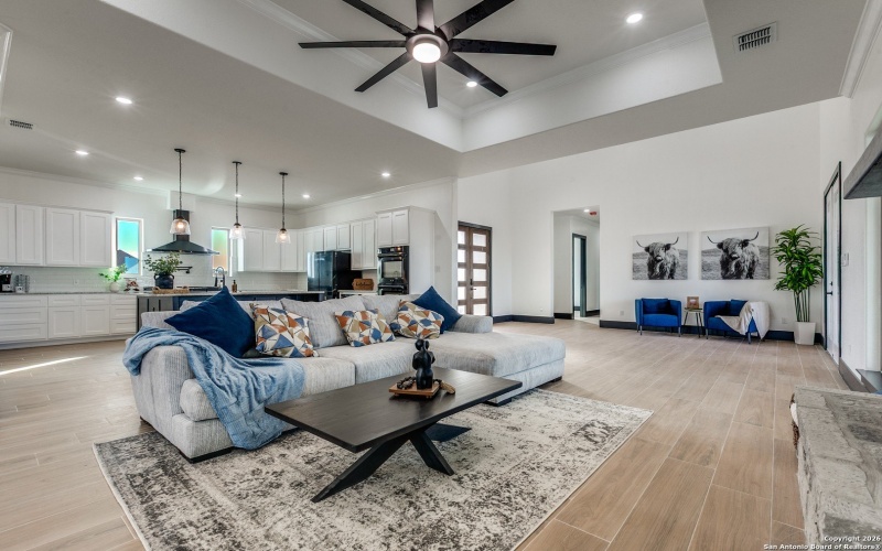 202 Venado Oaks, Castroville, TX 78009, 5 Bedrooms Bedrooms, ,5 BathroomsBathrooms,Residential,For Sale,202 Venado Oaks,0,1935205